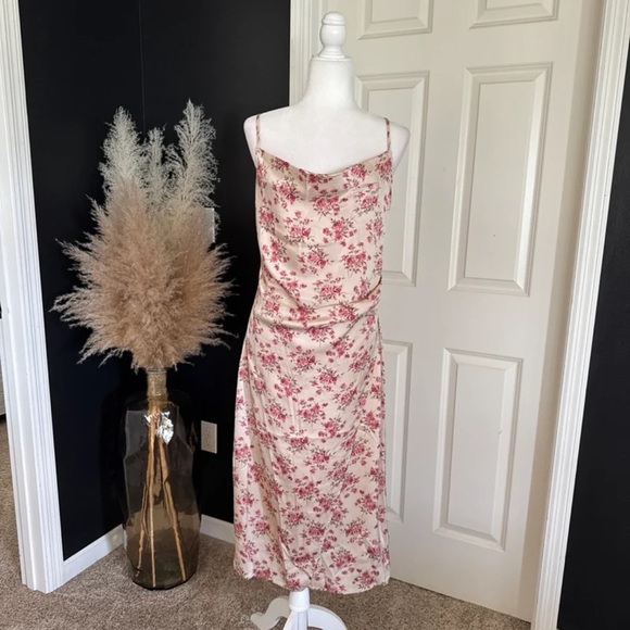 NWT Inmod Calliope Ivory Cowl Neck Floral Midi Dress
 size Large - Picture 2 of 12
